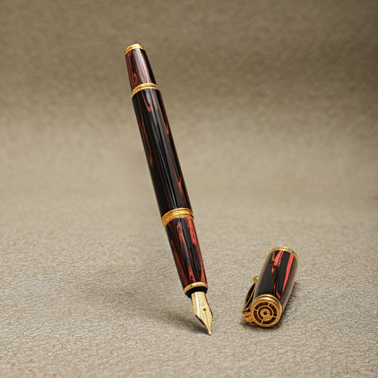 Cleo Skribent | Fountain Ink Pen | Ebonite | Vesuvius