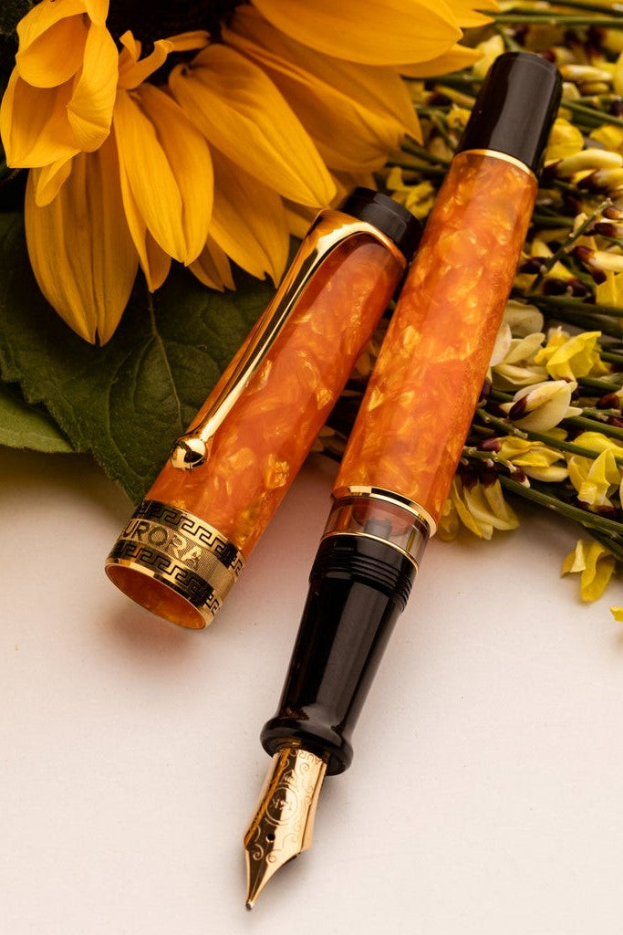Aurora Optima (996) Orange/Gold Auroloide Fountain Pen