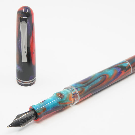 Gioia | Metis Fountain Pen | Iride Black Trim
