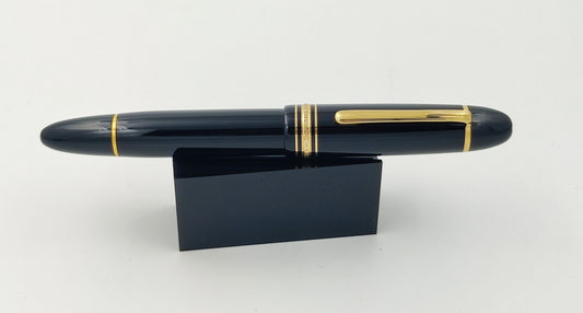 Montblanc 149 Fountain Pen - Vintage 14c with Split Ebonite Feed - NOS