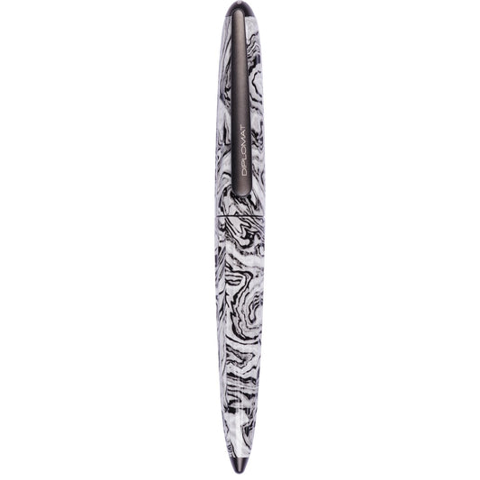 Diplomat Aero Limited Edition Volute 14K Gold Fountain Pen is shaped like the airship named Zeppelin of the 1900's