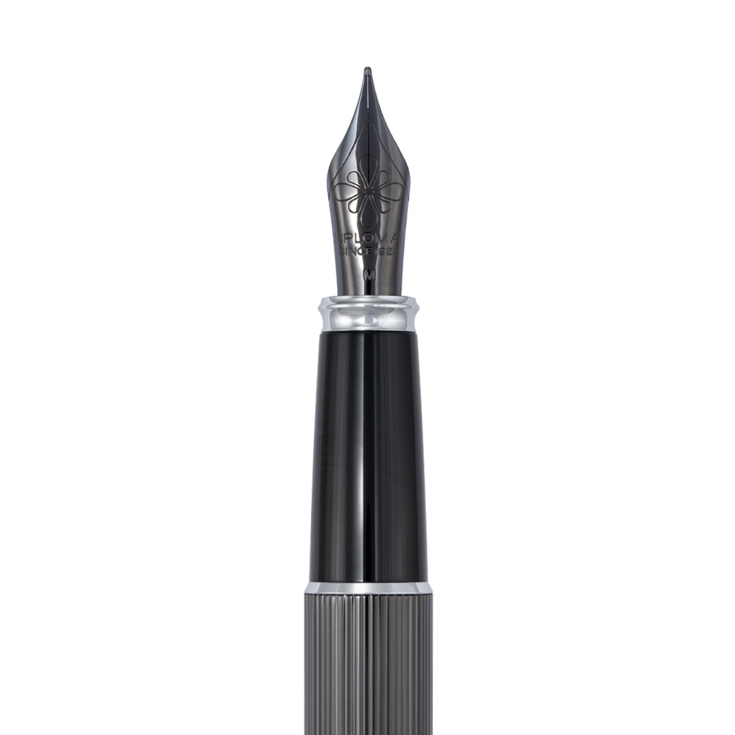 Diplomat Excellence A2 Guilloche Black CT Fountain Pen
