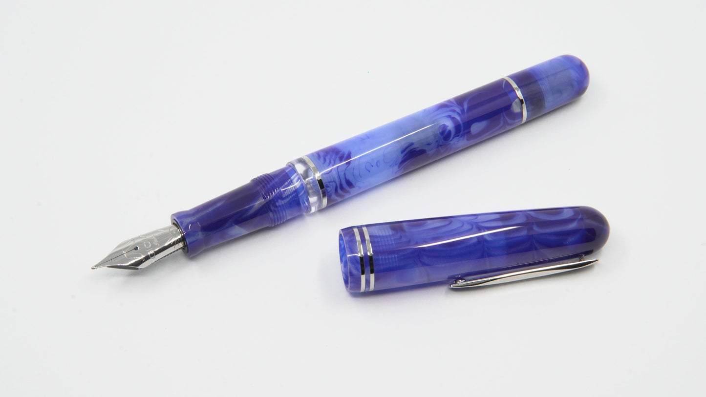 Gioia | Metis Fountain Pen | Blue Aesthetic Silver Trim