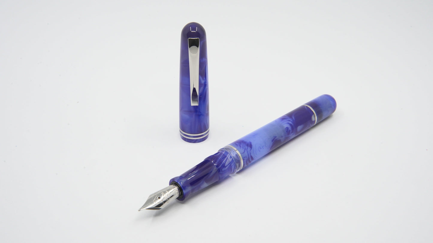 Gioia | Metis Fountain Pen | Blue Aesthetic Silver Trim