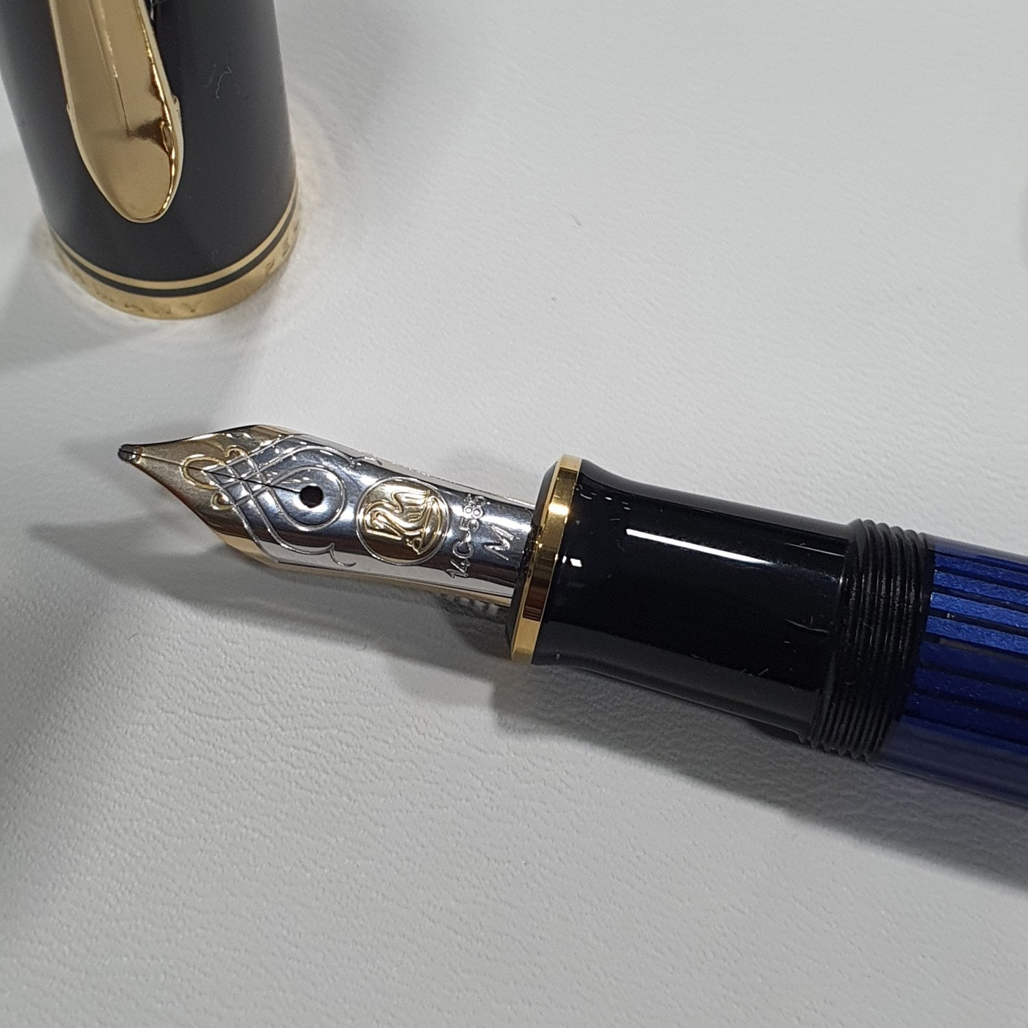 Pelikan Souveran M600 Black/Blue Fountain Pen