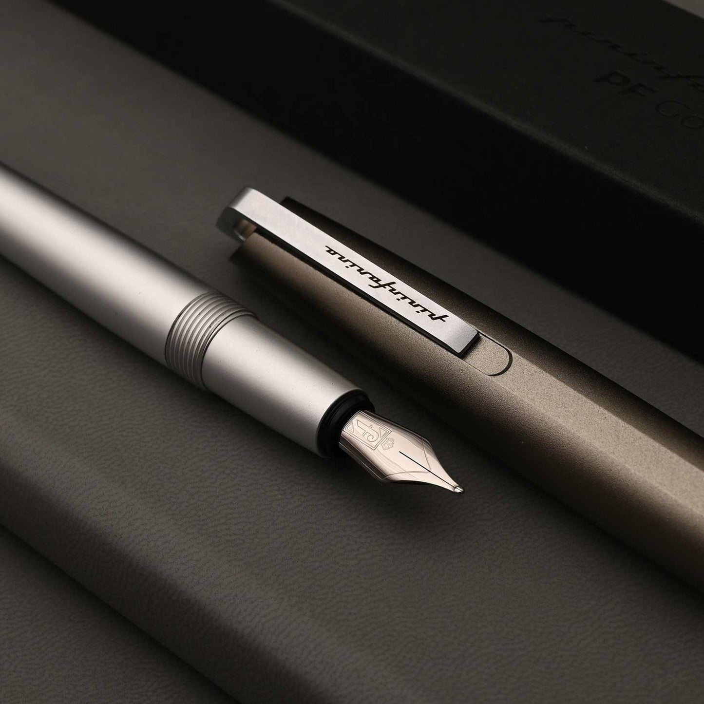 Pininfarina | Pf Go | Fountain pen | Titanio