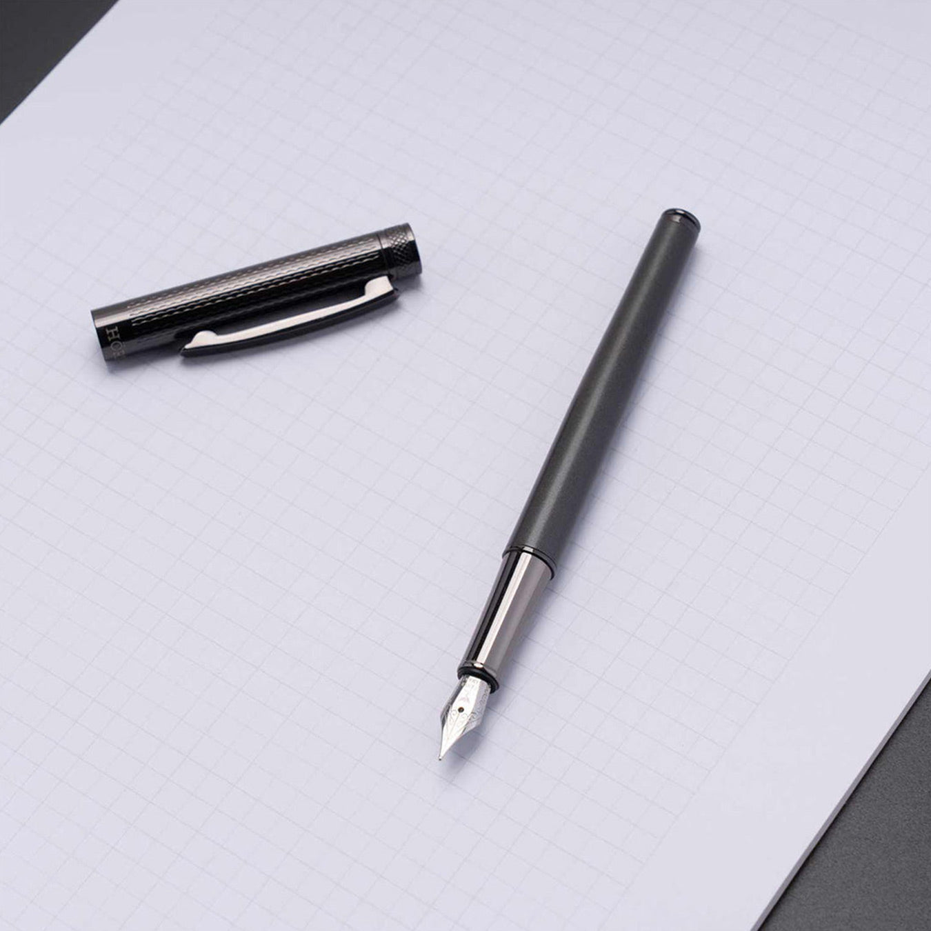 Horner | Levio | Fountain Pen | Gunmetal Grey